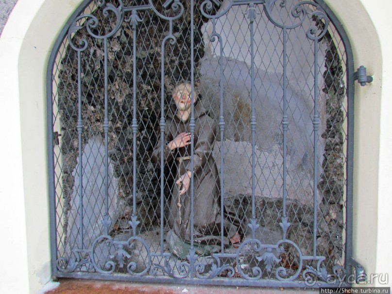 Альбом отзыва "Монастырь Капуцинов (Kapuzinerkloster) и "Страсти Христовы""