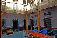 И кров, и еда, и кемпинг