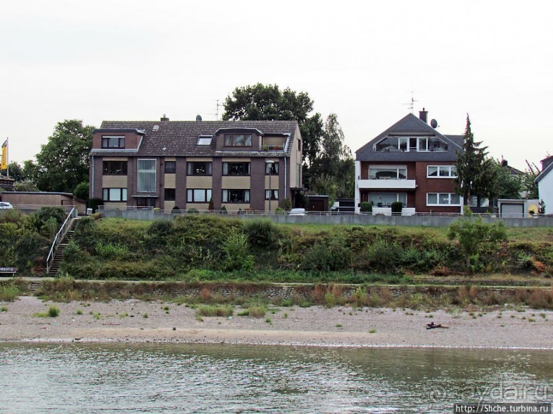 По Рейну на корабле. Городок за городком. Зюрт