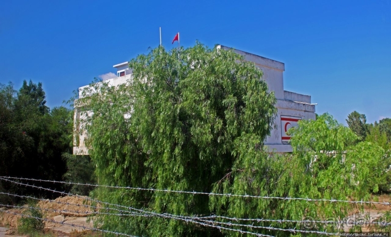 Транспортный переход на Северный Кипр в Никосии