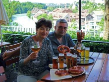 Пивная терраса на берегу Ааре: 5 видов пива и живые медведи