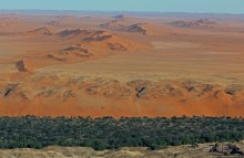 Реку в пустыне видете? А она есть!