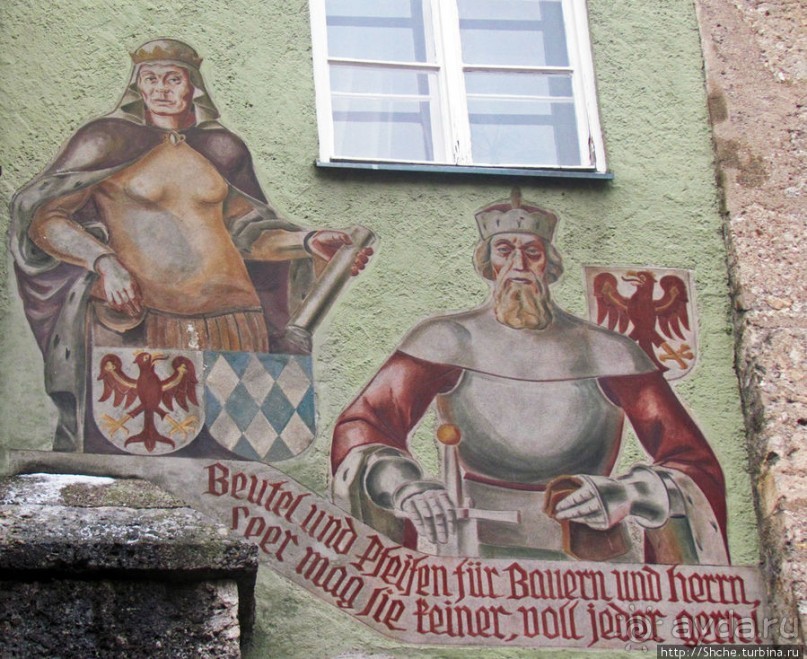 Украшения Инсбрука: мозаика, роспись, лепка