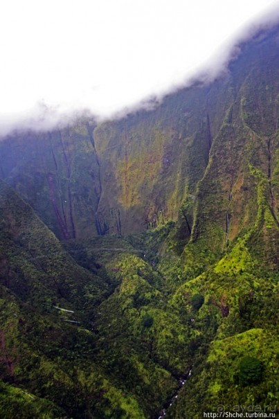 На вертолете над Кауаи. Кратер горы Ваиалеале (Wai’ale’ale)