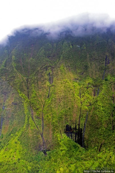 На вертолете над Кауаи. Кратер горы Ваиалеале (Wai’ale’ale)