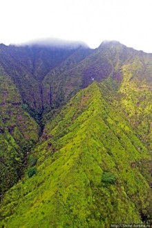 На вертолете над Кауаи. Кратер горы Ваиалеале (Wai’ale’ale)