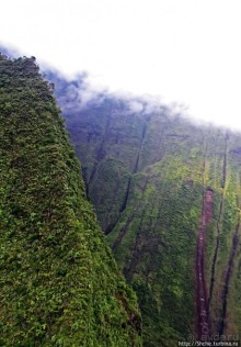 На вертолете над Кауаи. Кратер горы Ваиалеале (Wai’ale’ale)