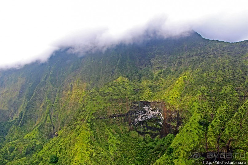 На вертолете над Кауаи. Кратер горы Ваиалеале (Wai’ale’ale)