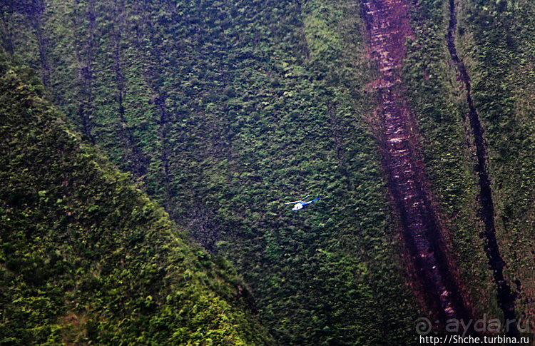На вертолете над Кауаи. Кратер горы Ваиалеале (Wai’ale’ale)