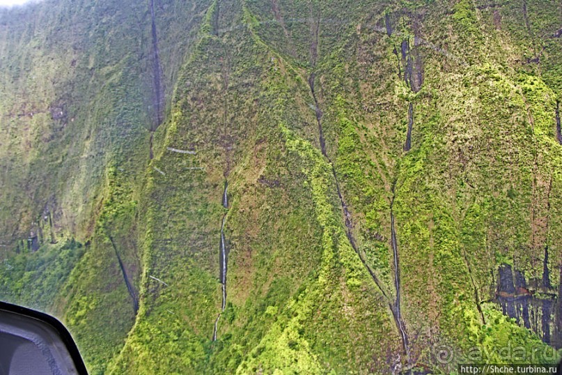 На вертолете над Кауаи. Кратер горы Ваиалеале (Wai’ale’ale)