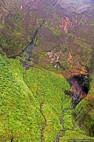 На вертолете над Кауаи. Кратер горы Ваиалеале (Wai’ale’ale)