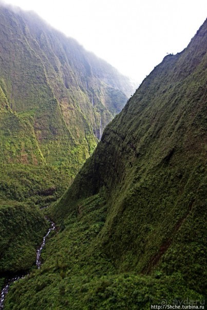 На вертолете над Кауаи. Кратер горы Ваиалеале (Wai’ale’ale)