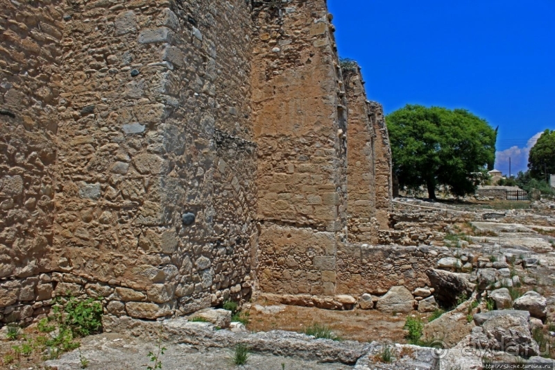 Средневековый сахарный завод в Колосси на Кипре