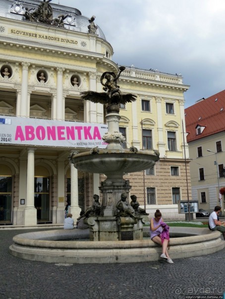 Братиславкие картинки: пешеходная зона старого города