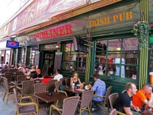 Братиславкие картинки: пешеходная зона старого города