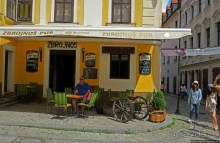 Братиславкие картинки: пешеходная зона старого города