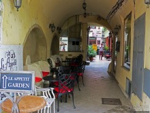 Братиславкие картинки: пешеходная зона старого города