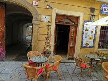 Братиславкие картинки: пешеходная зона старого города