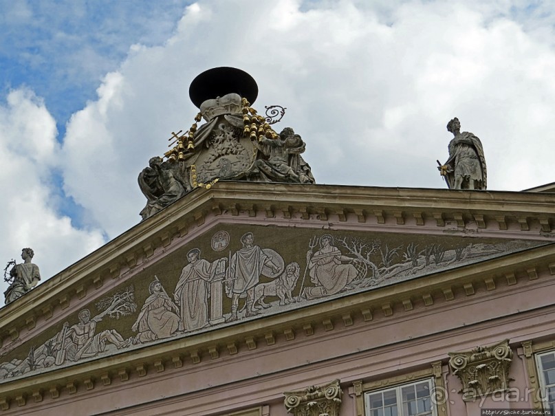 Братиславкие картинки: пешеходная зона старого города