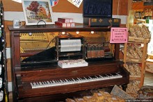 Магазин на "земле амишей" для амишей, и немного для нас