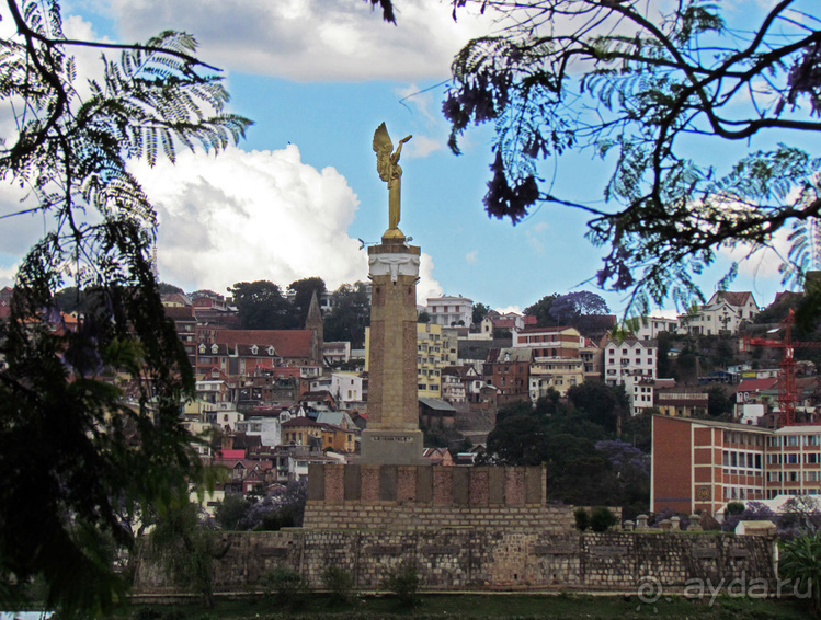 Озеро Аноси ( Lac Anosy ) - чисто эстетическое удовольствие