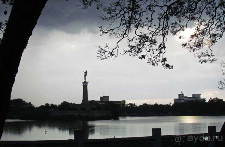 Озеро Аноси ( Lac Anosy ) - чисто эстетическое удовольствие