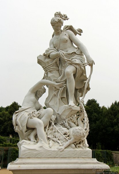 Мраморные скульптуры дворцово-паркового комплекса Потсдама