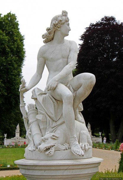 Мраморные скульптуры дворцово-паркового комплекса Потсдама
