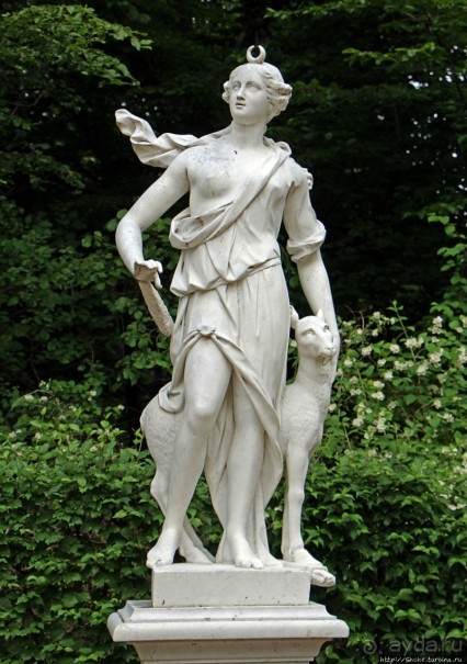 Мраморные скульптуры дворцово-паркового комплекса Потсдама
