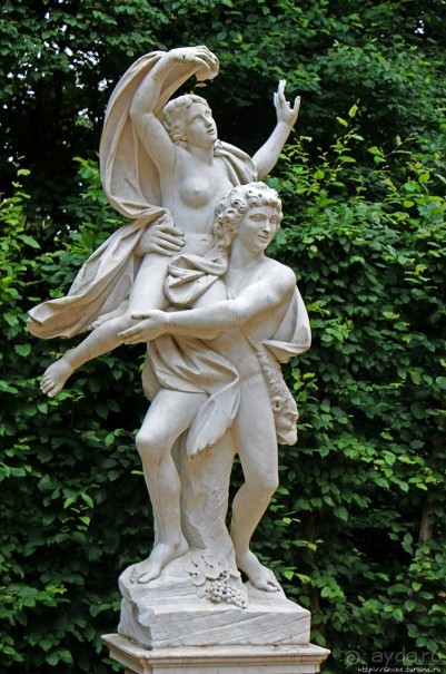 Мраморные скульптуры дворцово-паркового комплекса Потсдама