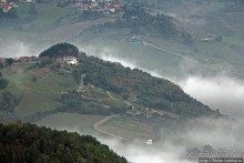 На каменном плоту... Улочки и площади Сан-Марино