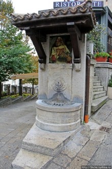 На каменном плоту... Улочки и площади Сан-Марино