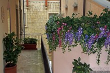 На каменном плоту... Улочки и площади Сан-Марино