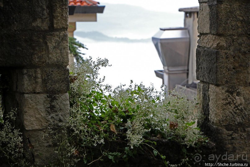 На каменном плоту... Улочки и площади Сан-Марино