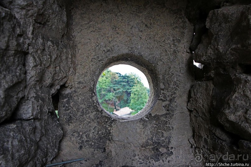 На каменном плоту... Улочки и площади Сан-Марино