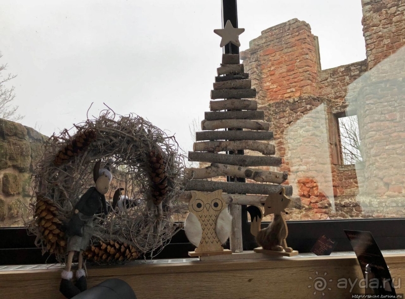 Шикарный ресторан в тысячелетнем замке