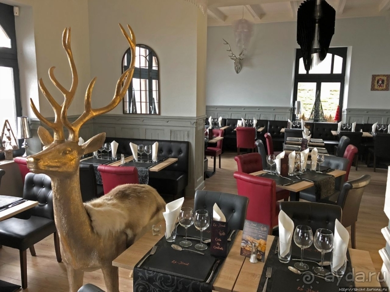 Шикарный ресторан в тысячелетнем замке
