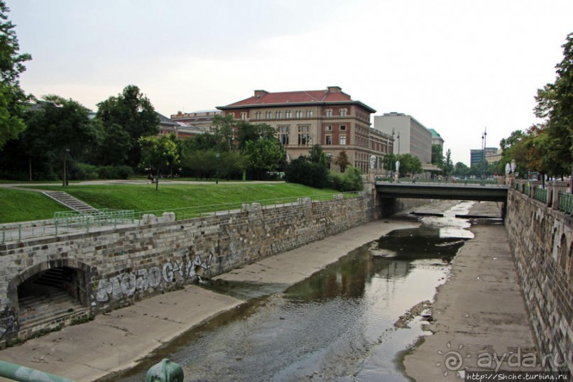 Городской парк Вены, сумерки