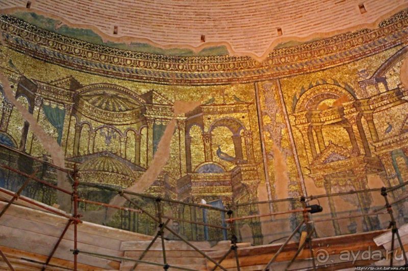 Когда строение добротное, его любая религия использует