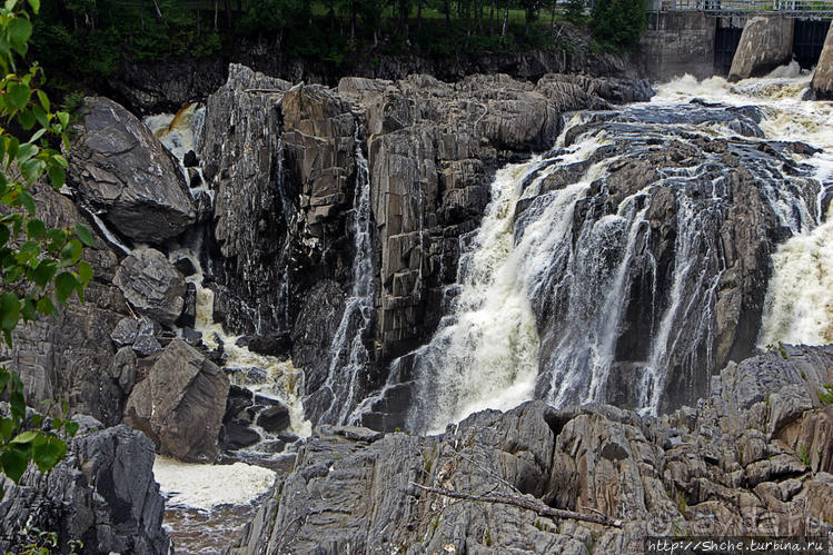 Гранд-Фолс. Когда "Grand" вовсе не означает "большой"