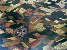 "Одеялом лоскутным на ней...городу 2000 лет, прожитых... "