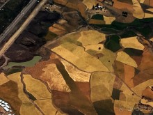 "Одеялом лоскутным на ней...городу 2000 лет, прожитых... "