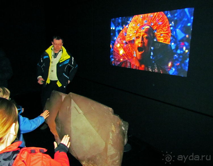 Альбом отзыва ""Кристальные миры Сваровски". 14 залов. Совет-путеводитель"