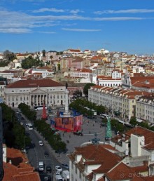 Главная площадь Португалии — площадь Россио в Лиссабоне