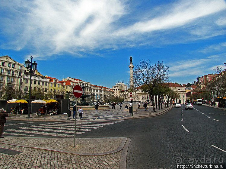 Главная площадь Португалии — площадь Россио в Лиссабоне