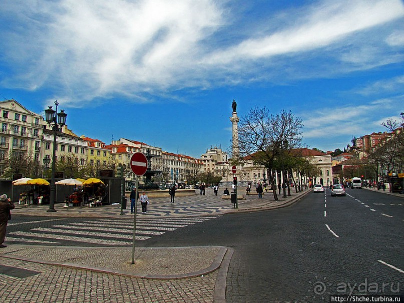 Главная площадь Португалии — площадь Россио в Лиссабоне