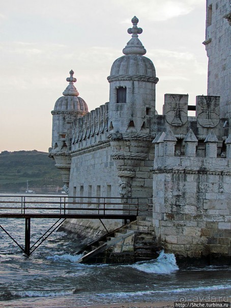 Прекрасный образец в стиле мануэлино