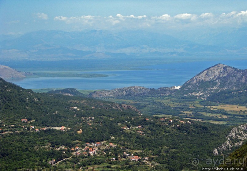 Черногорские картинки. Кто-то назвал эти горы "черные"