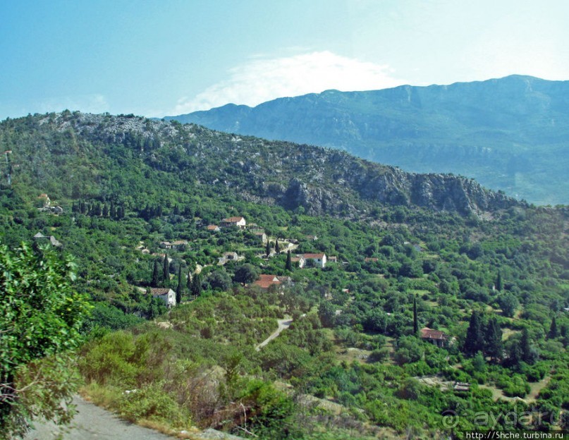 Черногорские картинки. Кто-то назвал эти горы "черные"