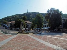 Альбом отзыва "Модерновый город Ловеч"